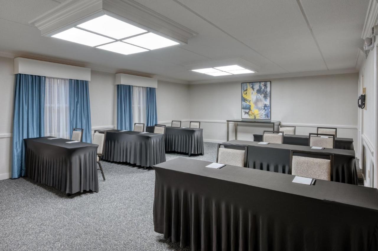 Crowne Plaza Albany - The Desmond Hotel Eksteriør bilde